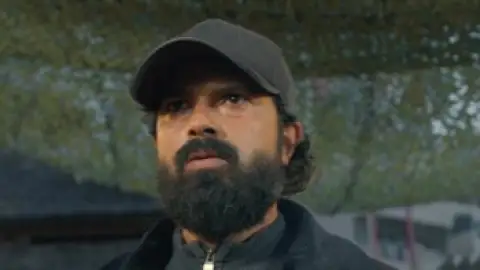 Still 1 of Karikaada (2026) WEB-DL [Hindi (DD2.0) & Kannada] 1080p 720p & 480p Dual Audio [x264/HEVC]