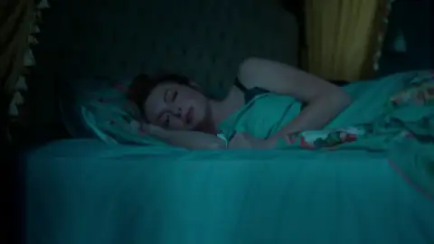 Still 6 of Irish Wish (2024) WEB-DL [Hindi (ORG 5.1) + English] 1080p 720p & 480p Dual Audio [x264/10Bit-HEVC]