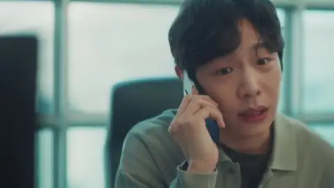Still 1 of Dynamite Kiss (Season 1) WEB-DL [Hindi (2.0) & Korean] 1080p 720p & 480p Dual Audio [x264/ESubs] | NF Series | ALL EPiSODES