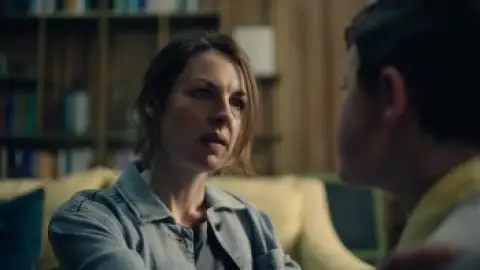 Still 5 of The Devil’s Hour (Season 1) WEB-DL [Hindi (ORG 5.1) & English] 1080p 720p & 480p [x264/10Bit-HEVC] | [ALL Episodes] | PrimeVideo Series
