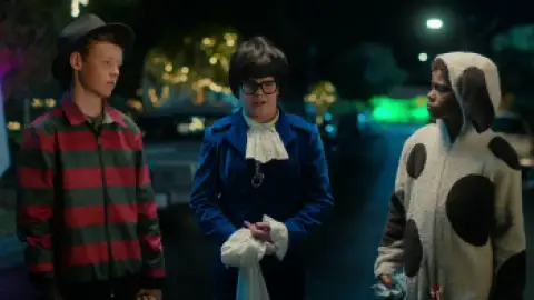 Still 1 of Ricky Stanicky (2024) WEB-DL [Hindi (ORG 5.1) + English] 1080p 720p & 480p Dual Audio [x264/10Bit-HEVC]