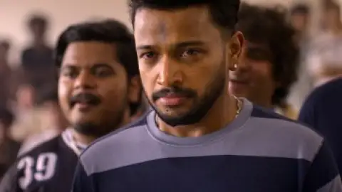Still 2 of Athiradi (2026) DS4K WEB-DL [Hindi (DD5.1) & Malayalam] 4K 1080p 720p & 480p Dual Audio [x264/HEVC]