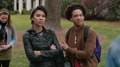 Still 7 of Love, Simon (2018) BluRay [Hindi (ORG 5.1) + English] 1080p 720p & 480p Dual Audio [x264/10Bit-HEVC]