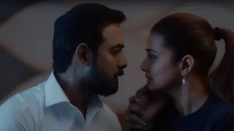 Still 7 of Good Wife (Season 1) WEB-DL [Hindi (DD5.1) & Tamil] 4K 1080p 720p & 480p [x264/HEVC] | [ALL Episodes] | JioHotStar Series