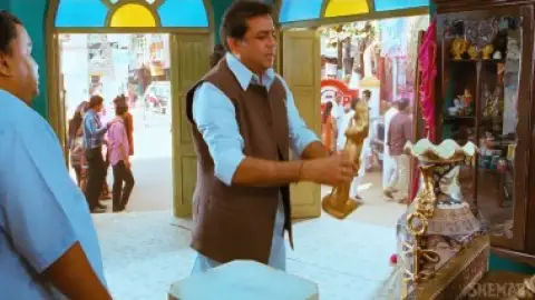Still 1 of OMG: Oh My God! (2012) Hindi BluRay 1080p 720p & 480p x264 DD5.1