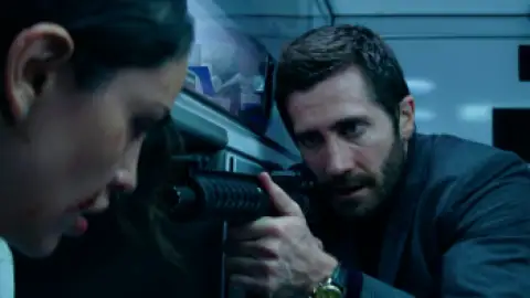 Still 4 of Ambulance (2022) WEB-DL [Hindi (ORG 5.1) & English] 1080p 720p & 480p Dual Audio [x264/HEVC]