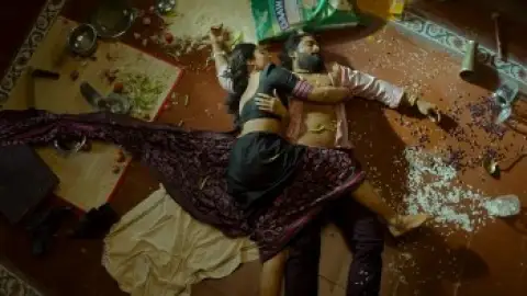 Still 1 of Pushpa 2: The Rule RELOADED (2024) WEB-DL [Hindi (ORG 5.1) & Telugu] 4K 1080p 720p & 480p Dual Audio [x264/10Bit-HEVC] | [NETFLiX]