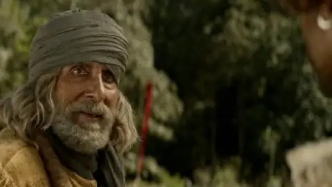 Still 4 of Thugs of Hindostan (2018) BluRay [Hindi DD5.1] 1080p 720p & 480p [x264/10Bit-HEVC]