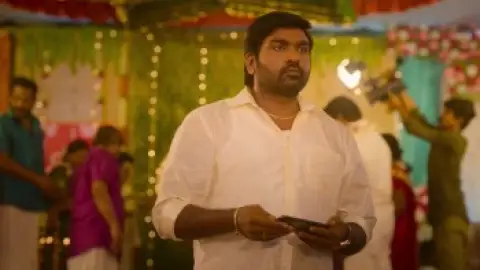 Still 8 of Kaathuvaakula Rendu Kaadhal (2022) WEB-DL [Hindi (ORG-DD2.0) & Tamil] 1080p 720p & 480p Dual Audio [x264/HEVC] HD