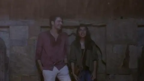 Still 5 of Mismatched (Season 1) WEB-DL [Hindi DD5.1] 1080p 720p & 480p [x264/ESubs] HD | ALL Episodes [NF Series]