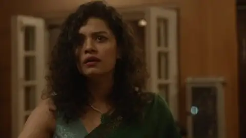 Still 5 of Everybody Loves Sohrab Handa (2026) DS4K WEB-DL [Hindi DD5.1] 4K 1080p 720p & 480p [x264/HEVC]