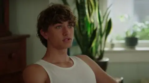 Still 1 of The Summer I Turned Pretty (Season 1) WEB-DL [Hindi (DD5.1) & English] 4K 1080p 720p & 480p x264 | PrimeVideo Series