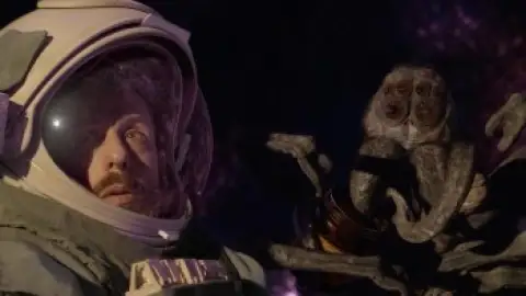 Still 8 of Spaceman (2024) WEB-DL [Hindi DD5.1 + English] 1080p 720p & 480p Dual Audio [x264/ESubs]