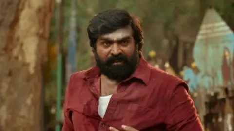 Still 1 of Thalaivan Thalaivii (2025) WEB-DL [Hindi (DD5.1) & Tamil] 4K 1080p 720p & 480p Dual Audio [x264/10Bit-HEVC]