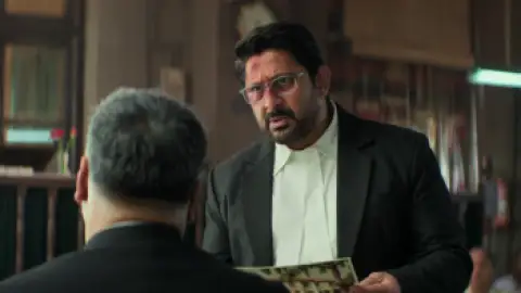Still 8 of Jolly LLB 3 (2025) DS4K WEB-DL [Hindi DD5.1] 4K 1080p 720p & 480p [x264/10Bit-HEVC]