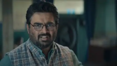 Still 1 of The Railway Men – The Untold Story of Bhopal 1984 (Season 1) WEB-DL [Hindi DD5.1] 1080p 720p & 480p [x264/HEVC] HD | ALL Episodes [NetFlix Series]