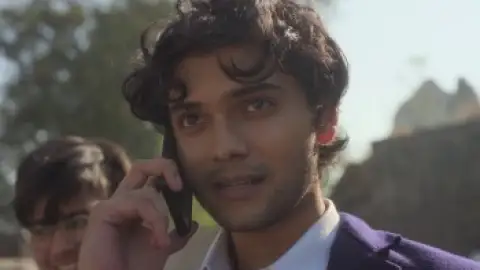 Still 2 of Gutar Gu (Season 1) WEB-DL [Hindi (DD2.0)] 1080p 720p & 480p x264 | AMZN Series