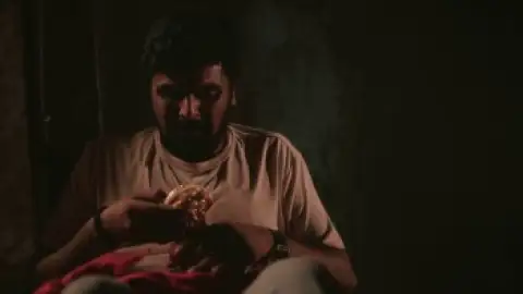Still 2 of Andhar Maya (Season 1) DS4K WEB-DL [Hindi (DD2.0) & Marathi] 4K 1080p 720p & 480p x264 Dual Audio | ZEE5 Series