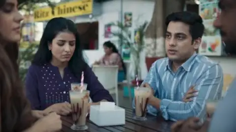 Still 5 of Chacha Vidhayak Hain Humare (Season 3) WEB-DL [Hindi DD2.0] 1080p 720p & 480p [x264/HEVC] HD | ALL Episodes [PrimeVideo Series]