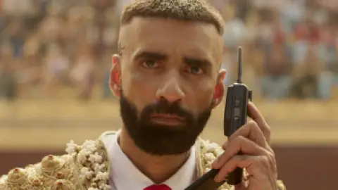 Still 7 of O’ Romeo (2026) WEB-DL [Hindi DD5.1] 4K 1080p 720p & 480p [x264/10Bit-HEVC]