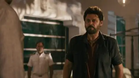 Still 3 of Saindhav (2024) UNCUT WEB-DL [Hindi (ORG 5.1) & Telugu] 1080p 720p & 480p Dual Audio [x264/10Bit-HEVC]