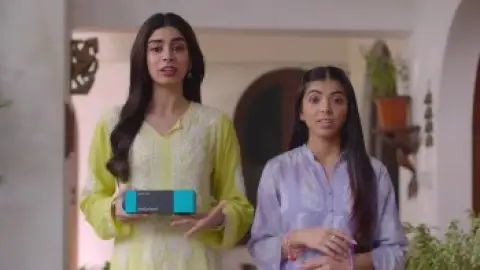 Still 1 of Loveyapa (2025) PROPER DS4K WEB-DL [Hindi DD5.1] 4K 1080p 720p & 480p [x264/HEVC]