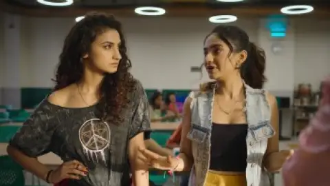 Still 3 of Dil Dosti Dilemma (Season 1) WEB-DL [Hindi DD5.1] 1080p 720p & 480p [x264/ESubs] HD | ALL Episodes [PrimeVideo Series]