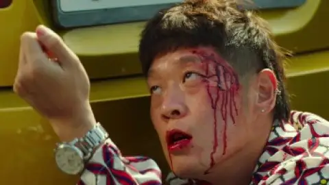 Still 5 of The Killer: A Girl Who Deserves to Die (2022) BluRay [Hindi (ORG 5.1) + Korean] 1080p 720p & 480p Dual Audio [x264/10Bit-HEVC]