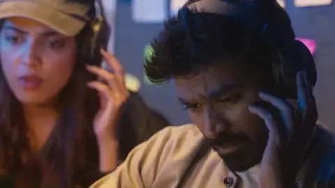 Still 3 of Maaran (2022) [HQ Hindi-Dub] WEB-DL 1080p 720p & 480p [x264/HEVC] HD