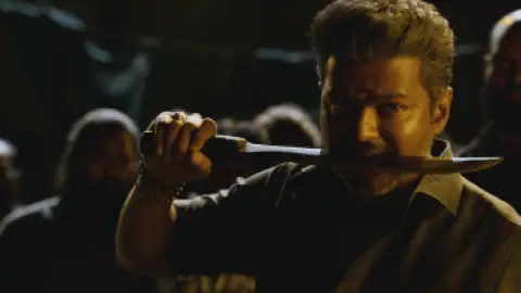 Still 2 of Bigil (2019) UNCUT WEB-DL [Hindi (DD5.1) & Tamil] 4K 1080p 720p & 480p Dual Audio [x264/10Bit-HEVC]
