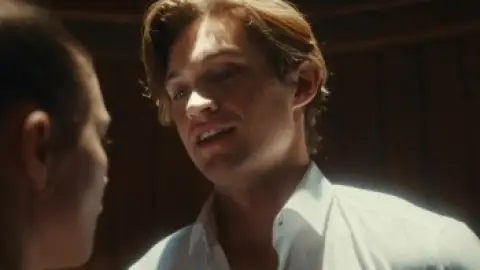 Still 2 of Maxton Hall: The World Between Us (Season 1) WEB-DL [Hindi (ORG 5.1) & English] 1080p 720p & 480p [x264/ESubs] | [ALL Episodes] | PrimeVideo Series
