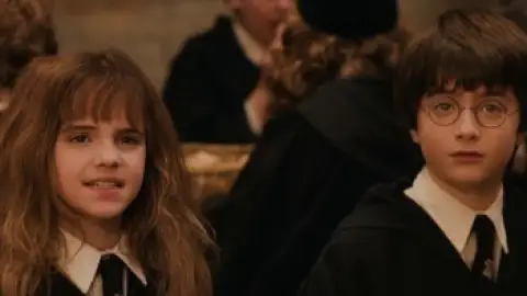 Still 3 of Harry Potter and the Philosopher’s Stone (2001) BluRay [Hindi (ORG 2.0) & English] 1080p 720p & 480p Dual Audio [x264/10Bit-HEVC]
