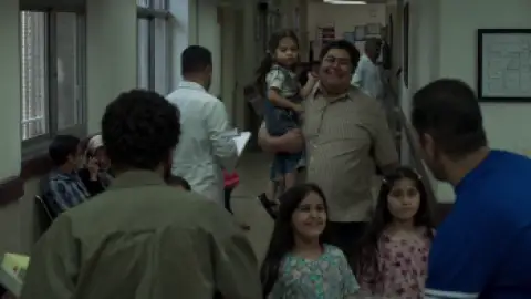 Still 2 of Leila’s Brothers (2022) BluRay [Hindi (ORG 5.1) + Persian] 1080p 720p & 480p Dual Audio [x264/10Bit-HEVC]
