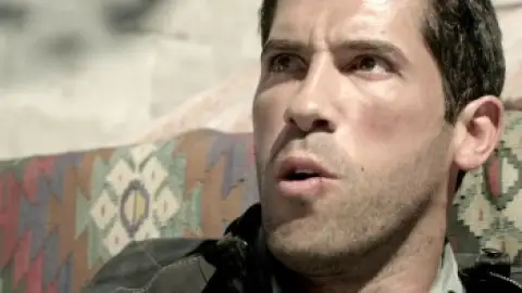 Still 4 of El Gringo (2012) BluRay [Hindi (DD2.0) & English] 1080p 720p & 480p Dual Audio [x264/10Bit-HEVC]