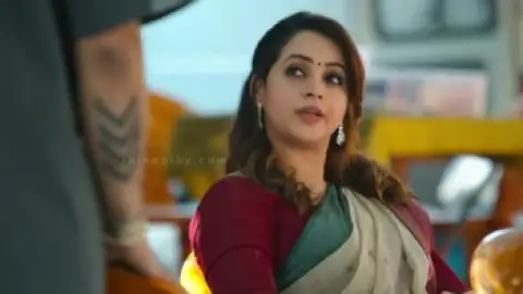 Still 3 of Nadikar (2024) WEB-DL [Hindi (2.0) & Malayalam] 1080p 720p & 480p Dual Audio [x264/HEVC]