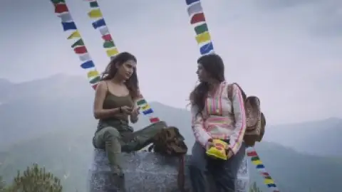 Still 1 of Dhak Dhak (2023) WEB-DL [Hindi DD5.1] 1080p 720p & 480p [x264/ESubs]