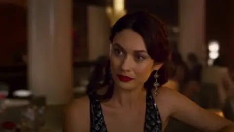 Still 1 of Johnny English Strikes Again (2018) BluRay [Hindi (ORG 5.1) & English] 1080p 720p & 480p [x264/10Bit-HEVC]
