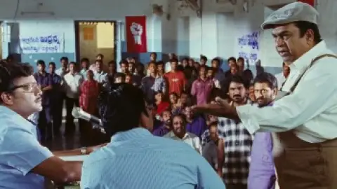 Still 6 of Autonagar Surya (2014) UNCUT WEB-DL [Hindi (DD2.0) & Telugu] 1080p 720p & 480p Dual Audio [x264/HEVC]
