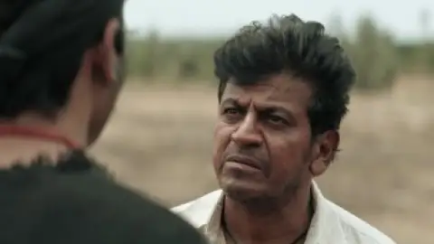 Still 2 of Captain Miller (2024) WEB-DL [Hindi DD5.1] 1080p 720p & 480p [x264/HEVC]
