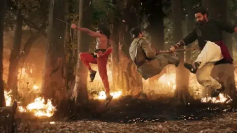 Still 7 of RRR: Rise Roar Revolt (2022) Hindi (ORG 5.1) WEB-DL 1080p 720p & 480p x264/10Bit-HEVC [NetFlix]