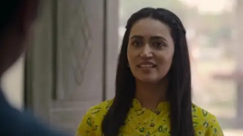 Still 3 of Panchayat (Season 3) WEB-DL [Hindi DD5.1] 4K 1080p 720p & 480p [x264/HEVC] HD | ALL Episodes [PrimeVideo Series]