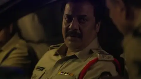 Still 1 of Show Time (2025) WEB-DL [Hindi (DD2.0) & Telugu] 4K 1080p 720p & 480p Dual Audio [x264/HEVC]