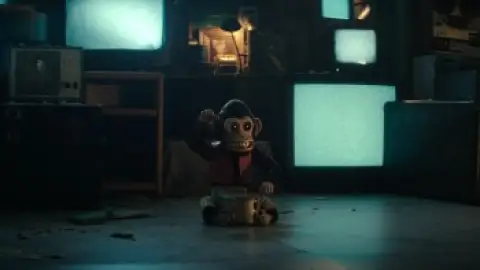 Still 7 of The Monkey (2025) WEB-DL [Hindi (DD5.1) & English] 4K 1080p 720p & 480p Dual Audio [x264/10Bit-HEVC]