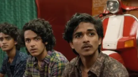 Still 5 of Tuk Tuk (2025) WEB-DL [Hindi (DD2.0) & Telugu] 1080p 720p & 480p Dual Audio [x264/HEVC]