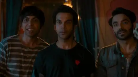 Still 5 of Stree 2: Sarkate Ka Aatank (2024) DS4K WEB-DL [Hindi DD5.1] 4K 1080p 720p & 480p [x264/10Bit-HEVC]