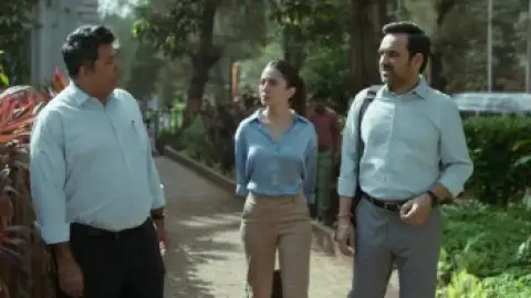 Still 7 of Criminal Justice: A Family Matter (Season 1) WEB-DL [Hindi DD5.1] 4K 1080p 720p & 480p [x264/HEVC] HD | ALL Episodes [JioHotStar Series]
