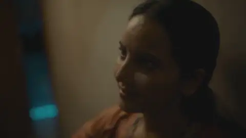 Still 2 of Kafas (Season 1) WEB-DL [Hindi DD5.1] 1080p 720p & 480p x264 HD | ALL Episodes [SonyLiv Series]