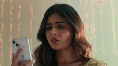 Still 4 of Idli Kadai (2025) DS4K WEB-DL [Hindi (DD5.1) & Tamil] 4K 1080p 720p & 480p Dual Audio [x264/10Bit-HEVC]