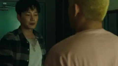 Still 1 of #Alive (2020) WEB-DL [English (ORG 5.1) & Korean] 1080p 720p & 480p Dual Audio [x264/ESubs]