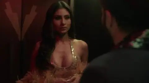 Still 3 of ShowTime (Season 1) WEB-DL [Hindi DD5.1] 4K 1080p 720p & 480p [x264/HEVC] HD | ALL Episodes [HotStar Series]